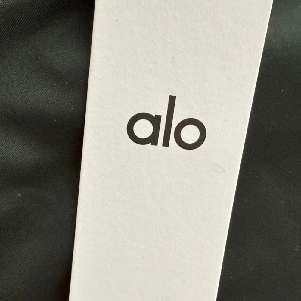 Alo Yoga Charcoal Green Airlift 7/8 Leggings - Size Medium NWT